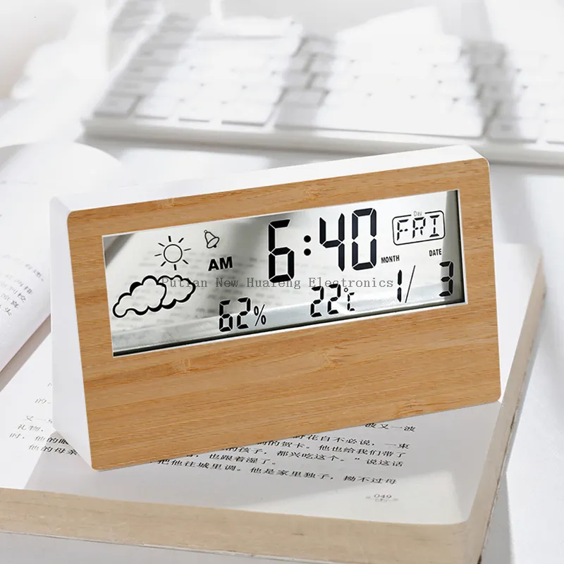 Reloj clásico multifunción vendedor caliente de la estación meteorológica 2023 reloj de mesa de bambú de la alarma del tiempo de la exhibición del LCD