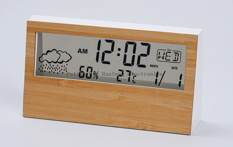 Reloj clásico multifunción vendedor caliente de la estación meteorológica 2023 reloj de mesa de bambú de la alarma del tiempo de la exhibición del LCD