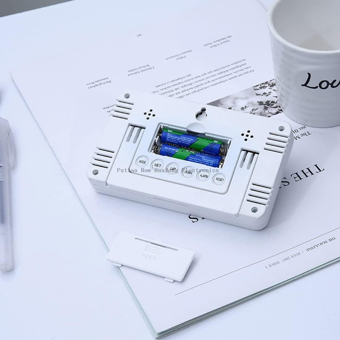 Reloj despertador digital con pantalla LCD colorida Monitor de temperatura Posponer alarma con calendario de reloj inteligente